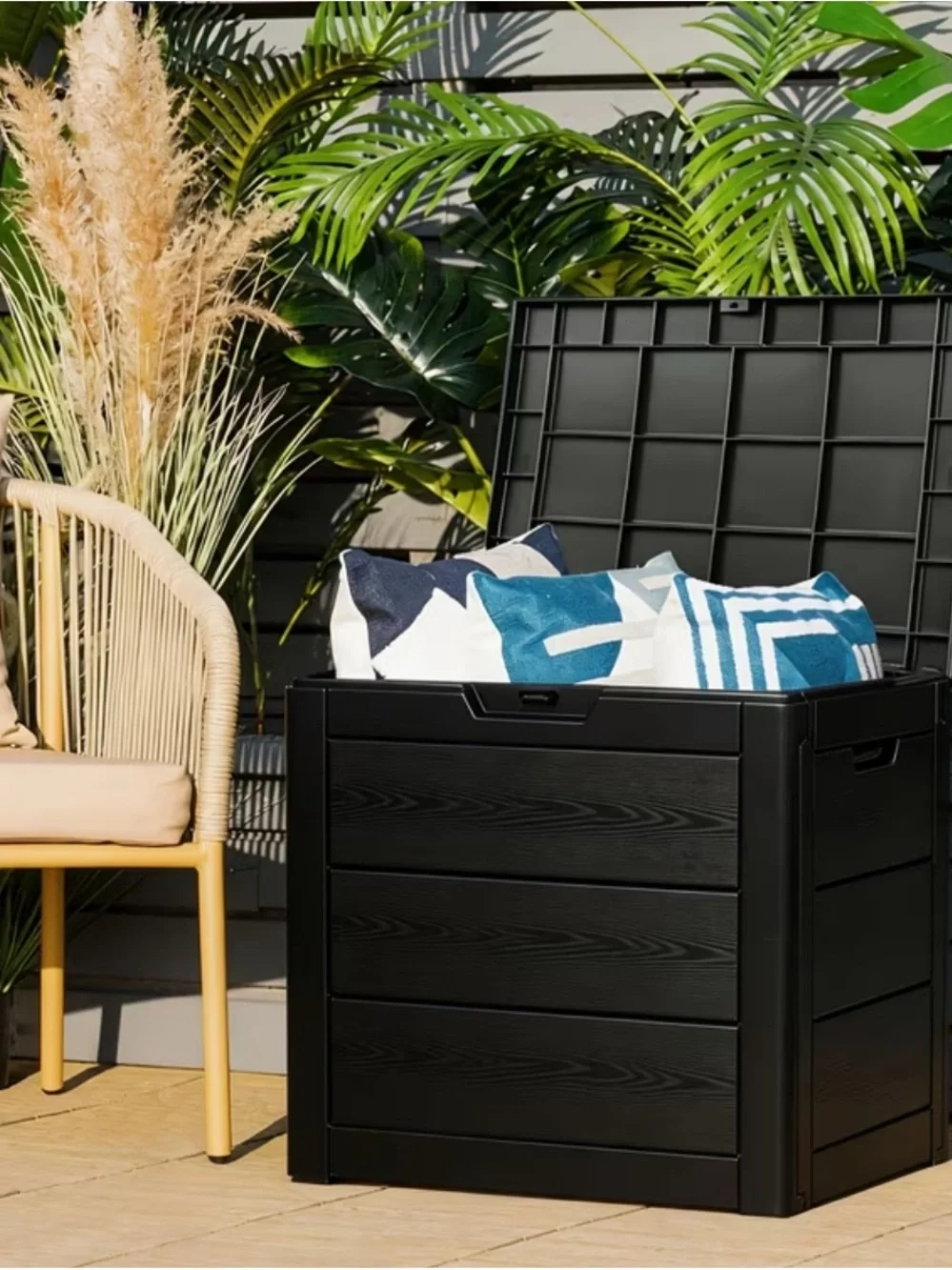 35 Gallon Resin Deck Box, Waterproof UV Resistant Outdoor Storage Box new